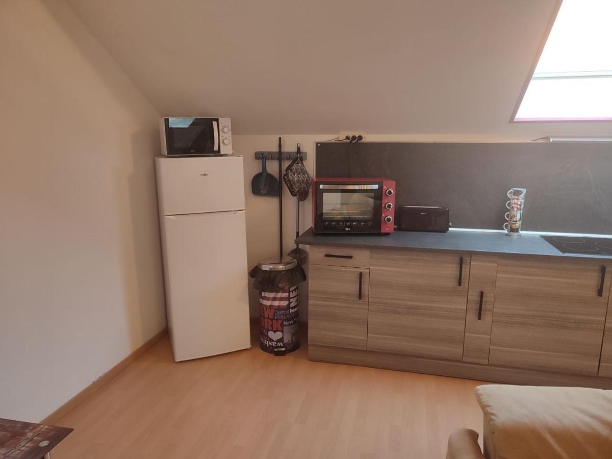 Maisonnette Privatisee Sedan Exterior foto